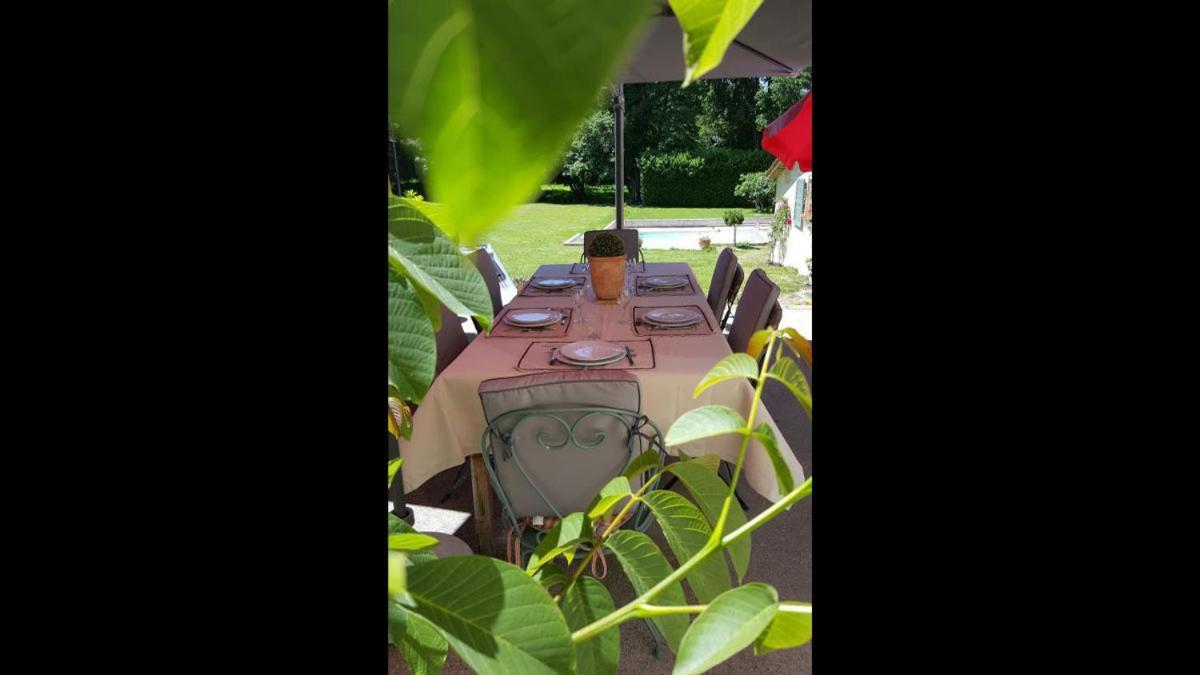 Chambre Saint Emilion - Le Clos D'Antan Les Artigues-de-Lussac المظهر الخارجي الصورة